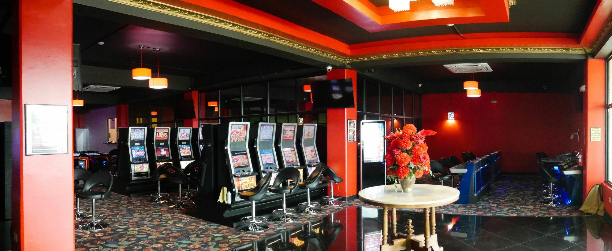 Saipan Vegas Resort Exterior photo